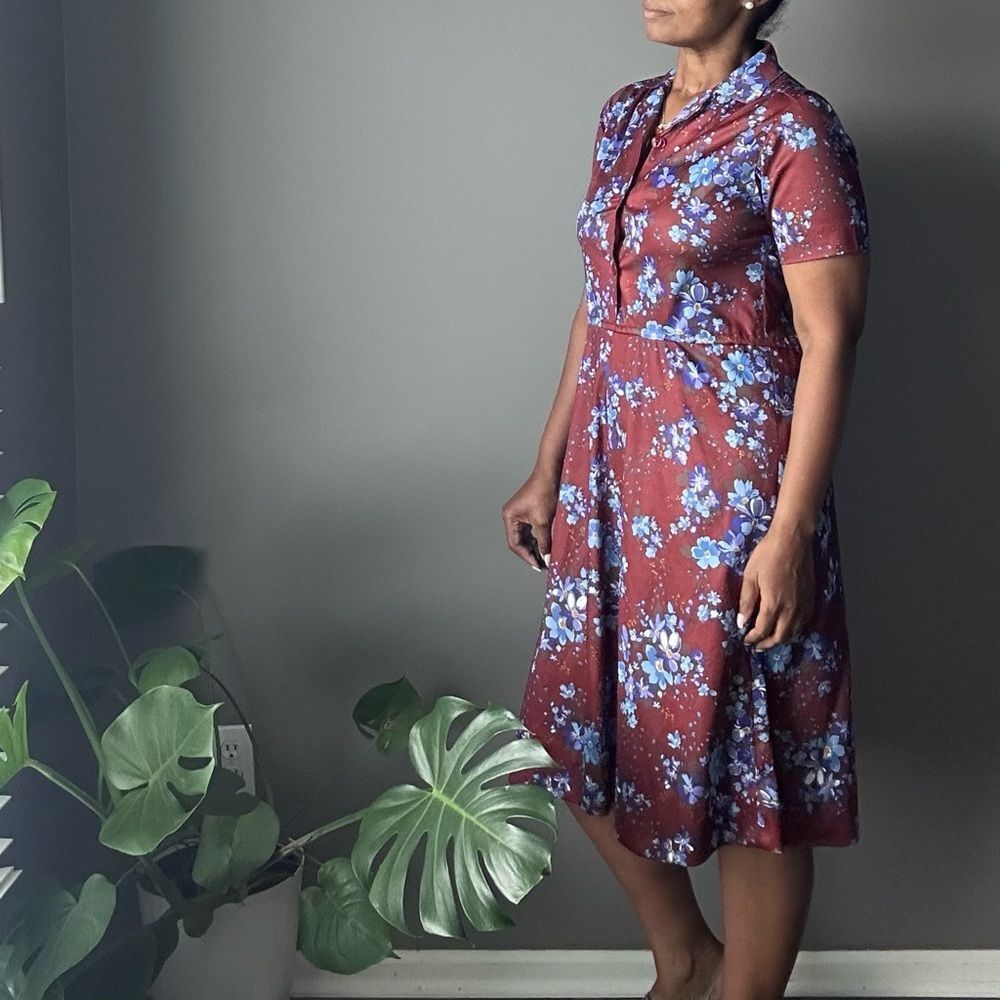 Vintage Brown and Violet Floral Midi Dress A Line Short Sleeves Women’s Size M - Picture 6 of 8